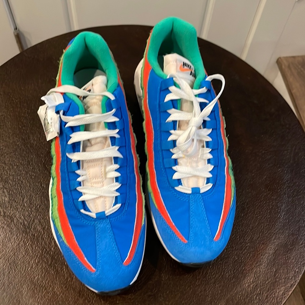 Nike Air Mac 95 brand new. Green blue and orange. Florida Gator colors
